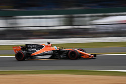 Fernando Alonso, McLaren MCL32 sparks