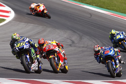 Valentino Rossi, Yamaha Factory Racing; Marc Marquez, Repsol Honda Team