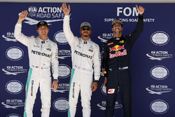 Кваліфікаційна топ-3: друге місце - Ніко Росберг, Mercedes AMG F1, володар поулу Льюіс Хемілтон, Mer