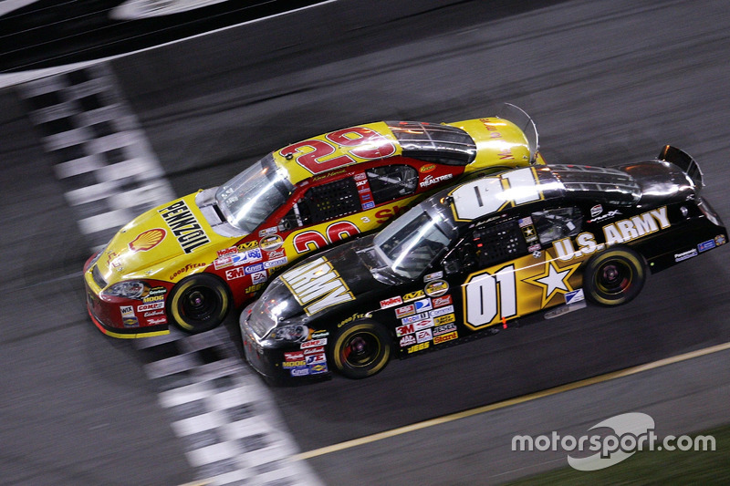 5. 2007 Daytona 500 - Photo finish and 'The Big One'