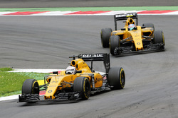 Kevin Magnussen, Renault Sport F1 Team RS16