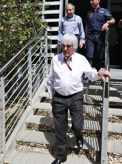 Bernie Ecclestone, Jean Todt, FIA Präsident und Christian Horner, Red Bull Racing, Teamchef