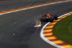 Даніель Ріккардо, Red Bull Racing RB13, іскрить