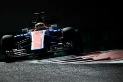 Pascal Wehrlein, Manor Racing MRT05