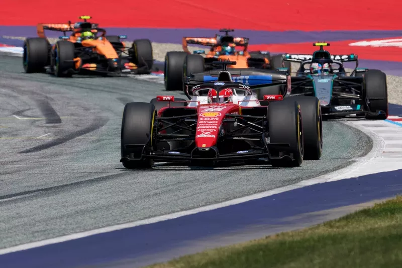 Andrea Kimi Antonelli, Mercedes, Charles Leclerc, Ferrari