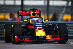 Даниэль Риккардо, Red Bull Racing RB12 с защитным экраном