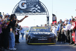Sieger Martin Truex Jr., Furniture Row Racing, Toyota