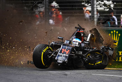 Жахива аварія Фернандо Алонсо, McLaren MP4-31