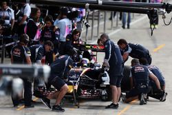 Carlos Sainz Jr., Scuderia Toro Rosso STR11