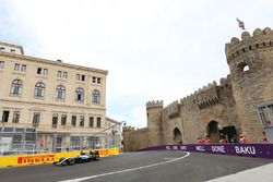 Lewis Hamilton, Mercedes AMG F1 W07 Hybrid