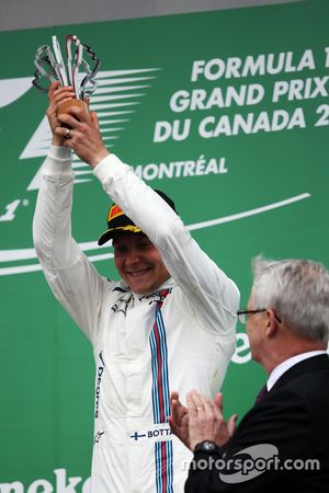 Valtteri Bottas, Williams celebrates his third position on the podium