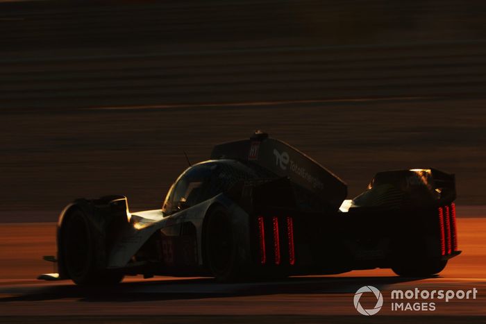 #93 Peugeot Totalenergies Peugeot 9X8: Mikkel Jensen, Nico Muller, Jean-Eric Vergne