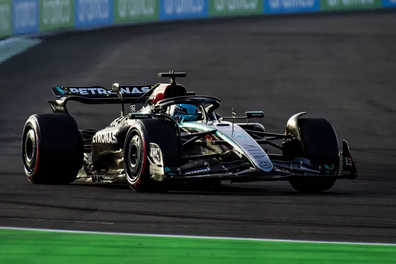 George Russell, Mercedes W15