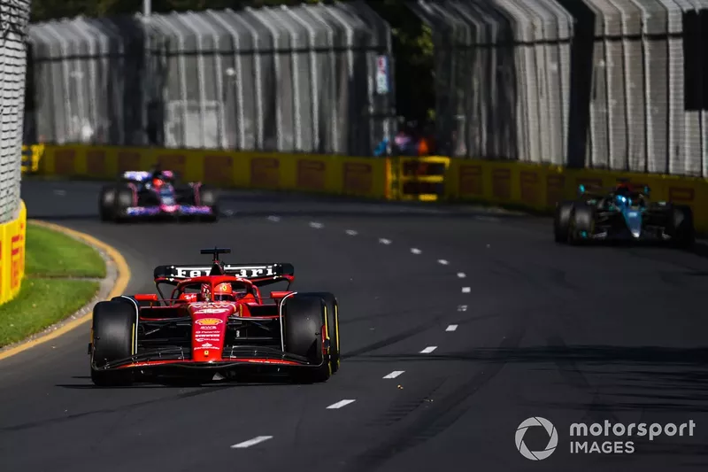 Charles Leclerc, Ferrari SF-24, George Russell, Mercedes F1 W15, Esteban Ocon, Alpine A524
