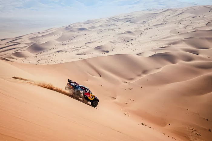 #200 Nasser Racing Prodrive Hunter: Nasser Al-Attiyah, Mathieu Baumel