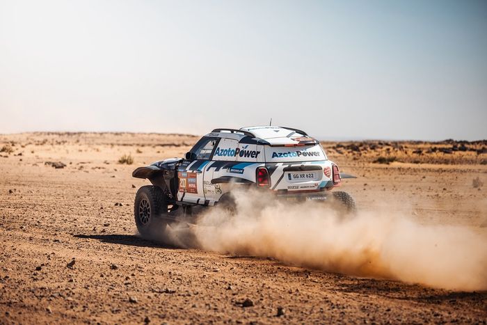 #217 X-raid Mini JCW Team Mini John Cooper Works Rally Plus: Krzysztof Holowczyc, Łukasz Kurzej