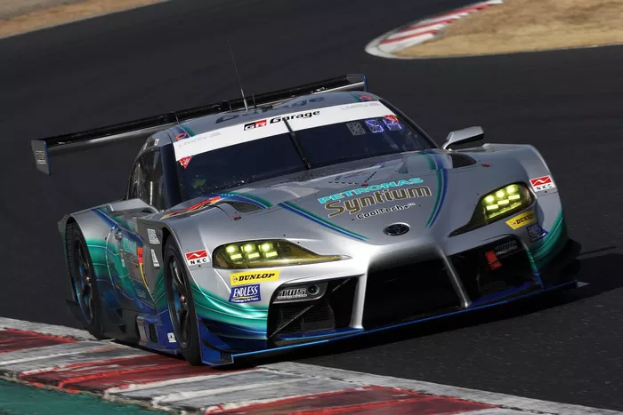 #60 Syntium LMcorsa GR Supra GT