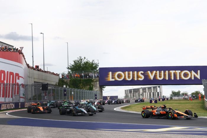 Oscar Piastri, McLaren, George Russell, Mercedes