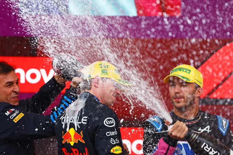 Max Verstappen, Red Bull Racing, Pierre Wache, directeur technique Red Bull Racing, Pierre Gasly, Alpine