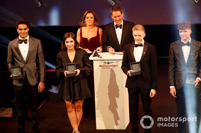 Enaam Ahmed, Jamie Chadwick, Johnathan Hoggard y Ayrton Simmons 