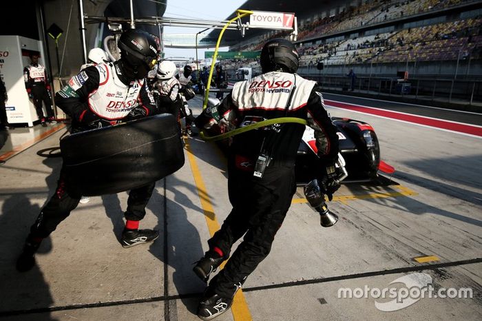 #7 Toyota Gazoo Racing Toyota TS050 - Hybrid: Mike Conway, Kamui Kobayashi, Jose Maria Lopez  