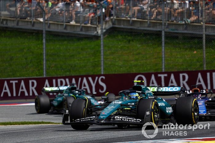 Fernando Alonso, Aston Martin AMR24, Alex Albon, Williams FW46, Lance Stroll, Aston Martin AMR24