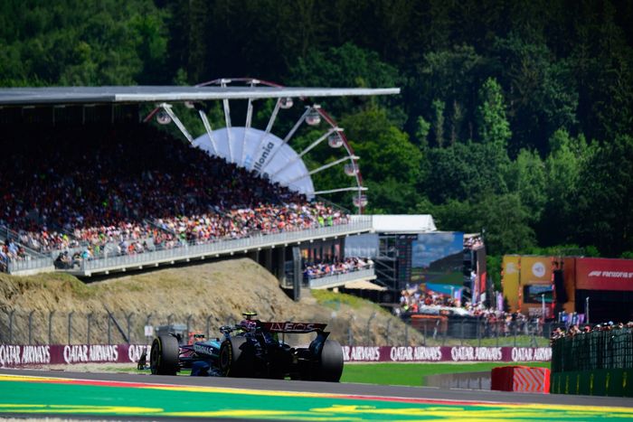 Lewis Hamilton, Mercedes W15