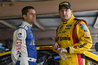 David Ragan, Front Row Motorsports, Ford Fusion MDS Transport and Michael McDowell, Front Row Motorsports, Ford Fusion Love's Travel Stops