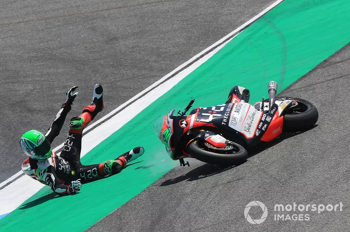 Isaac Vinales caída