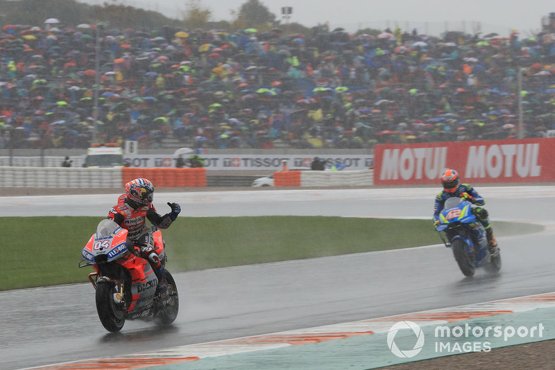 Ganador, Andrea Dovizioso, Ducati Team, segundo, Alex Rins, Team Suzuki MotoGP