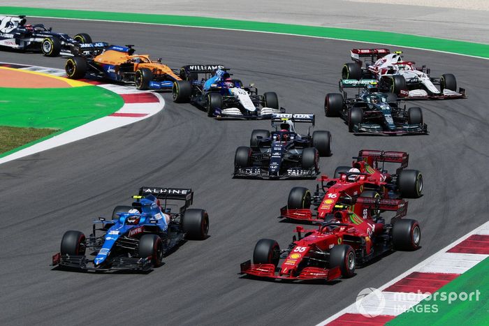 Esteban Ocon, Alpine A521, Carlos Sainz Jr., Ferrari SF21, Charles Leclerc, Ferrari SF21, Pierre Gasly, AlphaTauri AT02, Sebastian Vettel, Aston Martin AMR21, Antonio Giovinazzi, Alfa Romeo Racing C41, George Russell, Williams FW43B