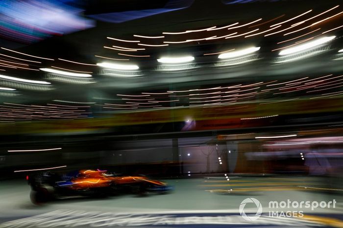 Carlos Sainz Jr., McLaren MCL34