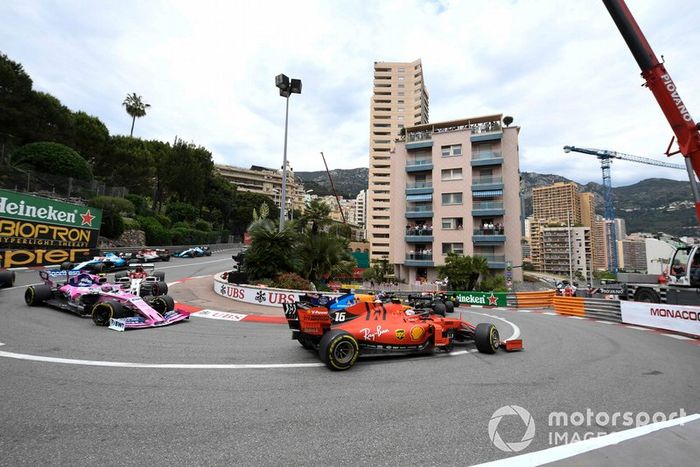 Lando Norris, McLaren MCL34, Charles Leclerc, Ferrari SF90, Lance Stroll, Racing Point RP19, y Sergio Perez, Racing Point RP19