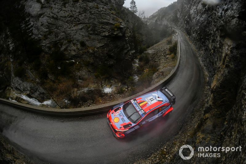 Thierry Neuville, Martijn Wydaeghe, Hyundai Motorsport Hyundai i20 Coupe WRC