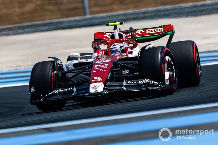 Zhou Guanyu, Alfa Romeo C42
