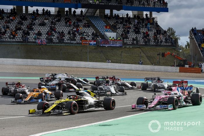 Esteban Ocon, Renault F1 Team R.S.20, Sergio Pérez, Racing Point RP20, Carlos Sainz Jr., McLaren MCL35, Pierre Gasly, AlphaTauri AT01