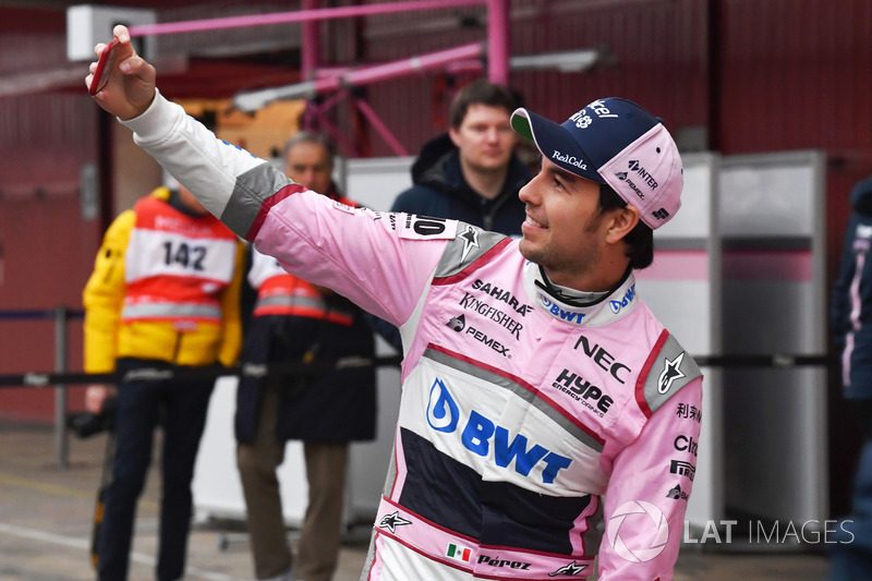 Sergio Perez, Sahara Force India prend un selfie