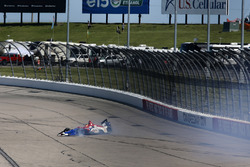 Matheus Leist, A.J. Foyt Enterprises Chevrolet crashes in turn two