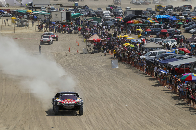 #303 Peugeot Sport Peugeot 3008 DKR: Carlos Sainz, Lucas Cruz