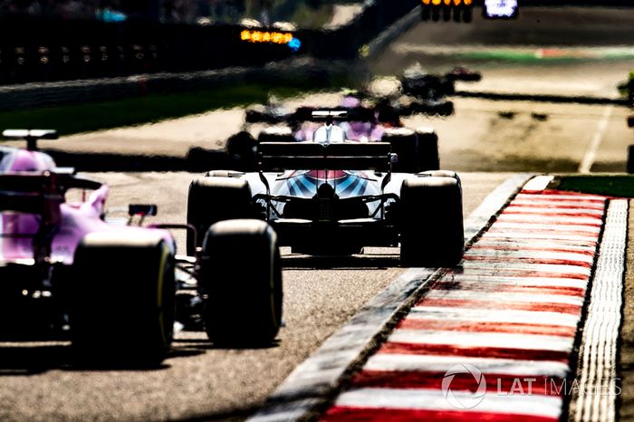 Lance Stroll, Williams FW41 Mercedes, Sergio Perez, Force India VJM11 Mercedes