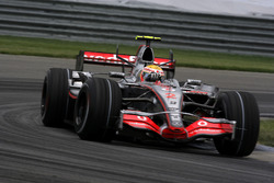 Lewis Hamilton, McLaren MP4-22