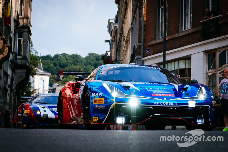 #75 T2 Motorsport Ferrari 488 GT3