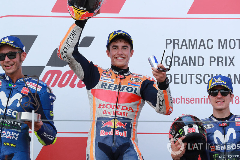 Podium: 1. Marc Marquez, 2. Valentino Rossi, 3. Maverick Vinales