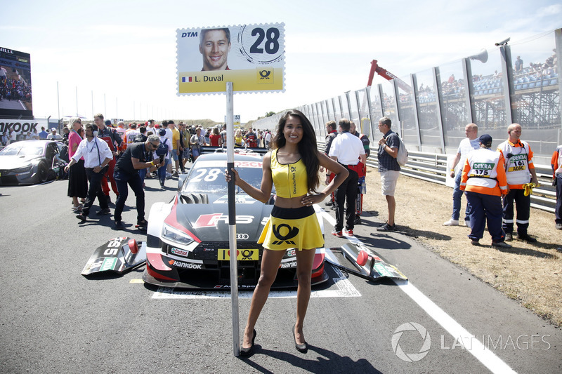 Grid girl of Loic Duval, Audi Sport Team Phoenix