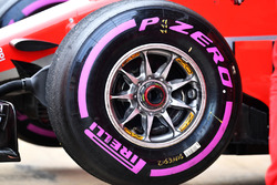 Ferrari SF71H front wheel and Pirelli tyre