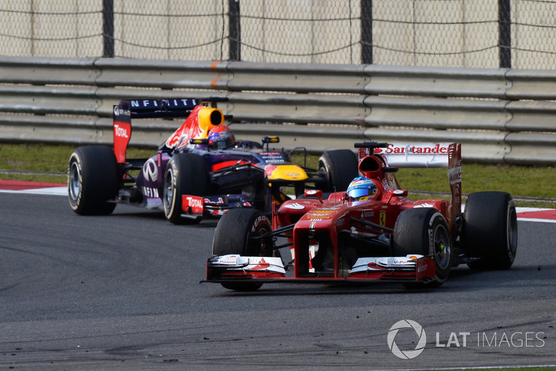 Fernando Alonso, Ferrari F138 and Sebastian Vettel, Red Bull Racing RB9