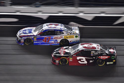 A.J. Allmendinger, JTG Daugherty Racing Chevrolet Camaro, Austin Dillon, Richard Childress Racing Chevrolet Camaro