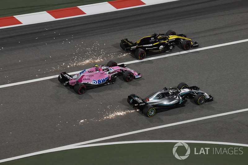 Lewis Hamilton, Mercedes-AMG F1 W09 EQ Power+, Esteban Ocon, Force India VJM11 ayNico Hulkenberg, Renault Sport F1 Team R.S. 18