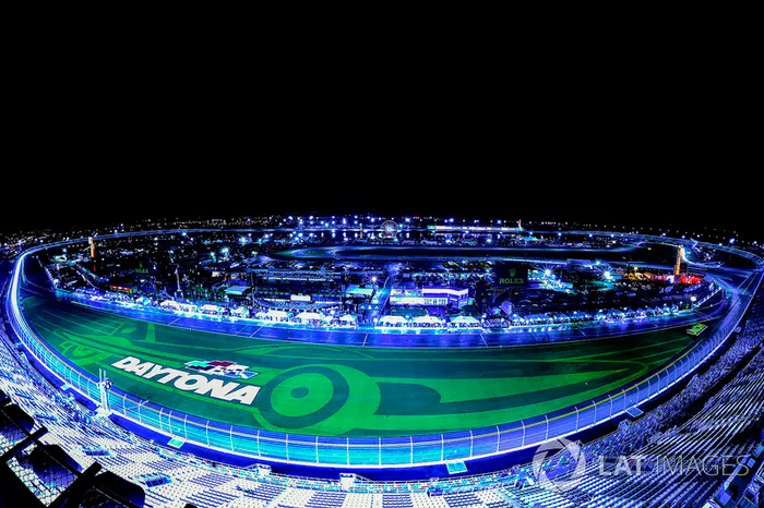 Panoramica della pista, atmosfera