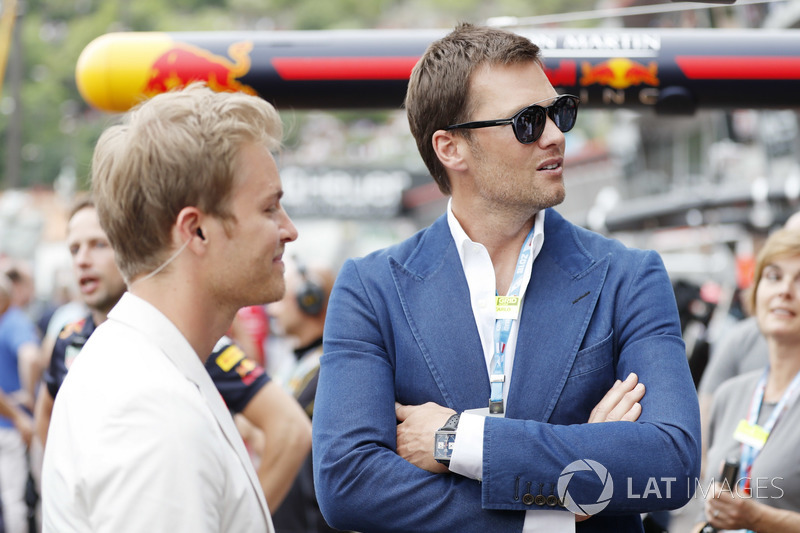 Nico Rosberg, con Tom Brady, estrella y jugador legendario de fútbol americano (NFL), exitoso quaterback de los New England Patriots